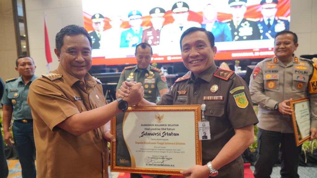 Kajati Sulsel Ingatkan Kepala Desa Tak Korupsi dan Jaga Netralitas Sukseskan Pemilu 2024