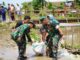 Aksi Nyata Dandim 1420 Sidrap: Ikut Angkut Pasir dan Bangun Tanggul Penahan Banjir